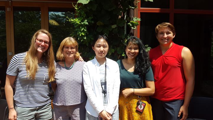 Holbrook Lab at arboretum BBQ